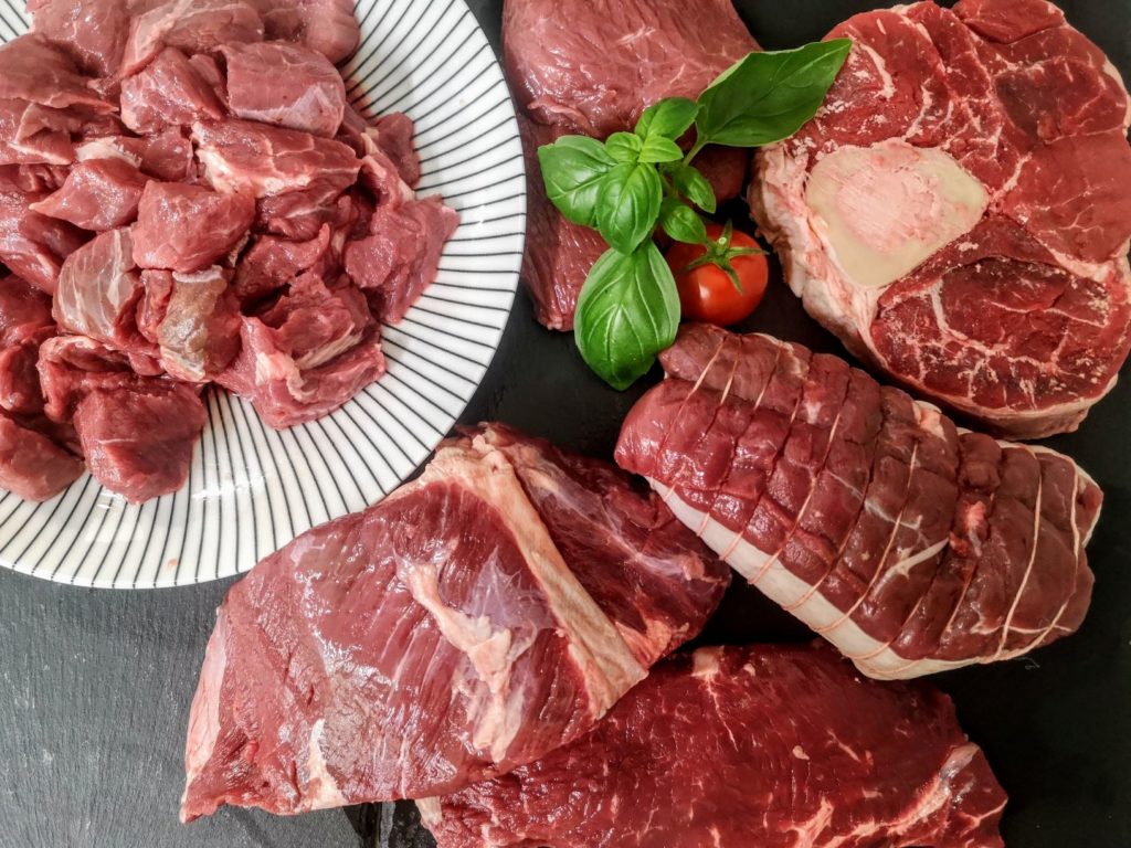 colis de boeuf avec rôti bardé